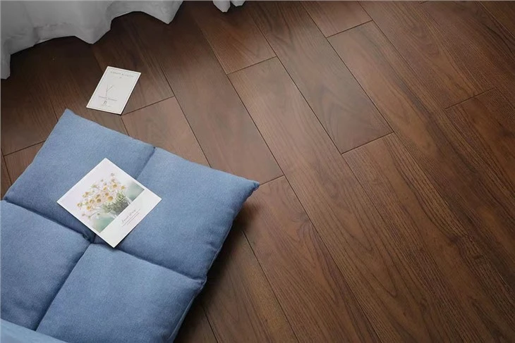 Style Dark Oak Solid Wood Flooring